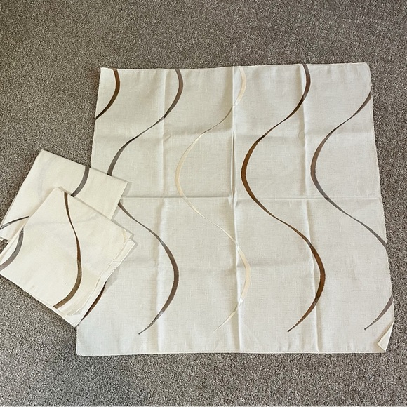 Retro Vintage Swirl Tablecloth / Two Napkins Cream Linen? 26" Square Lot 2x - Picture 5 of 6
